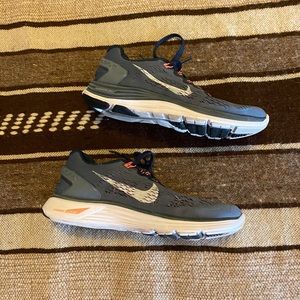 Nike lunar running shoes. Size 6.